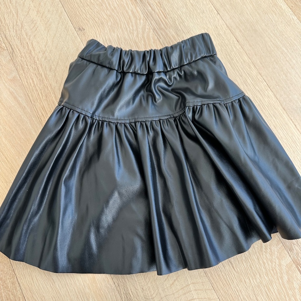 Monnalisa leather skirt girls  size 6 black
